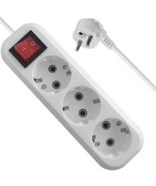 Удлинитель сетевой Defender L330 выключатель  (3 гнезда, 15 м,  16 А) с заземлением
